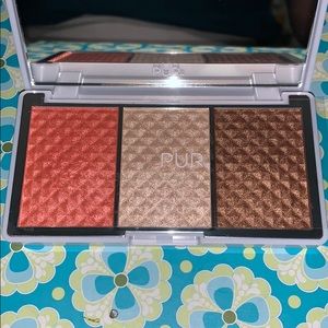 PUR “Dreamer” bronze & brighten cheek palette